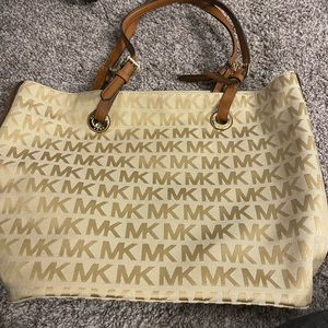 Micheal Kors Tote bag